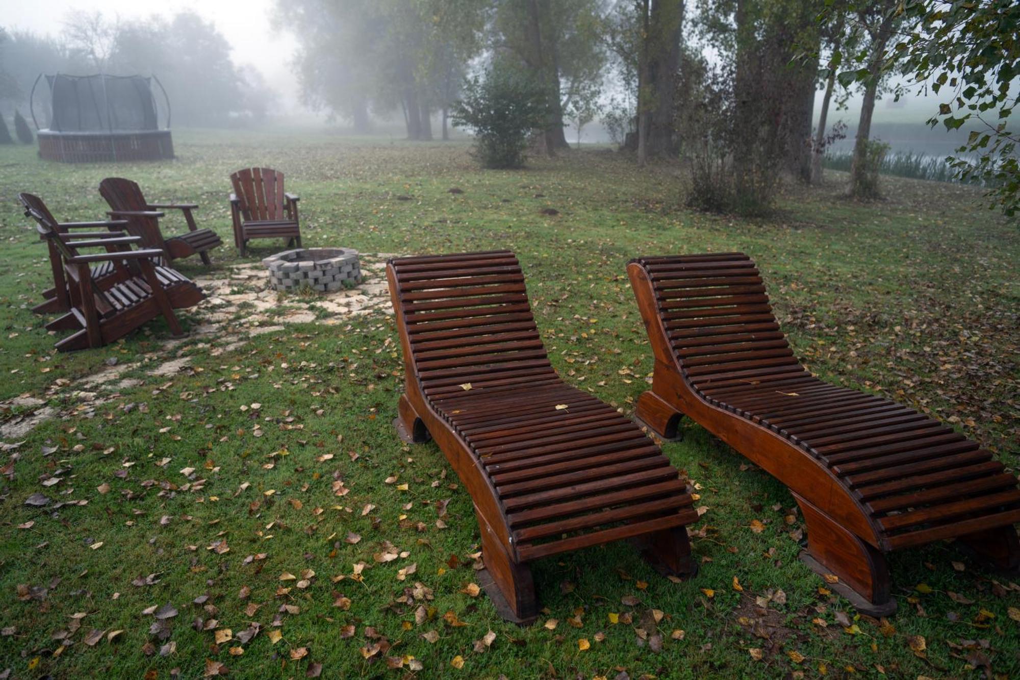 Riverside Apartments Otočac Εξωτερικό φωτογραφία