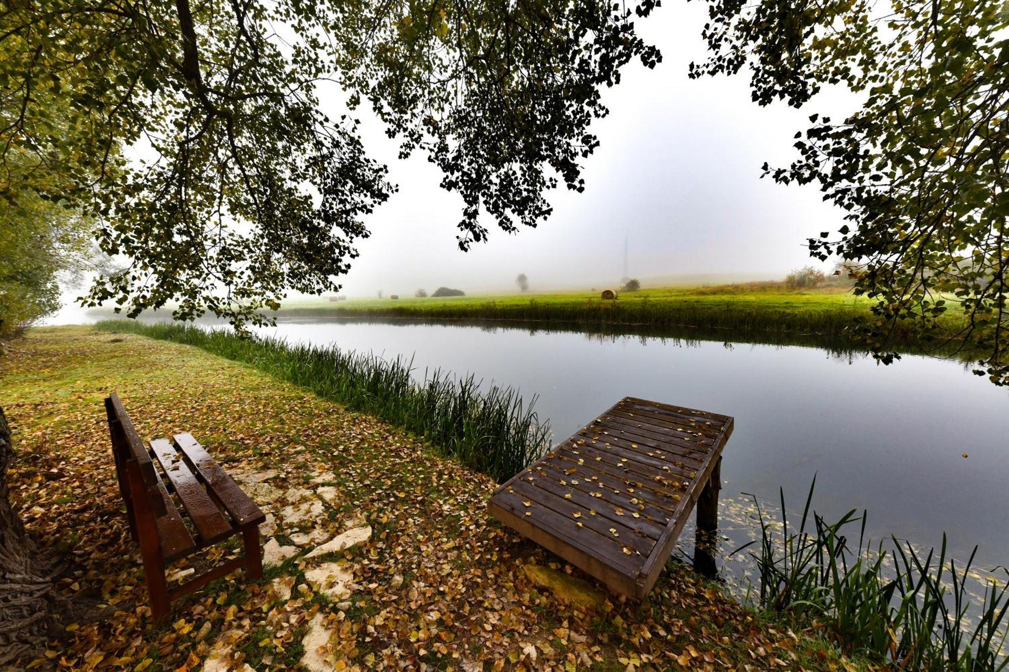 Riverside Apartments Otočac Εξωτερικό φωτογραφία